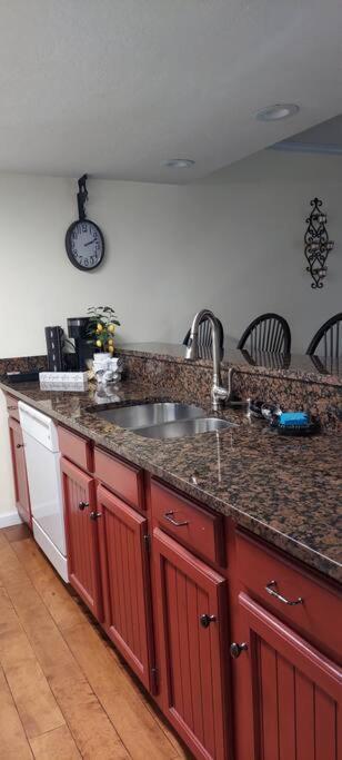 Vila J.Creek Retreat, Creekside Townhouse +1 Car Garage Maggie Valley Exteriér fotografie