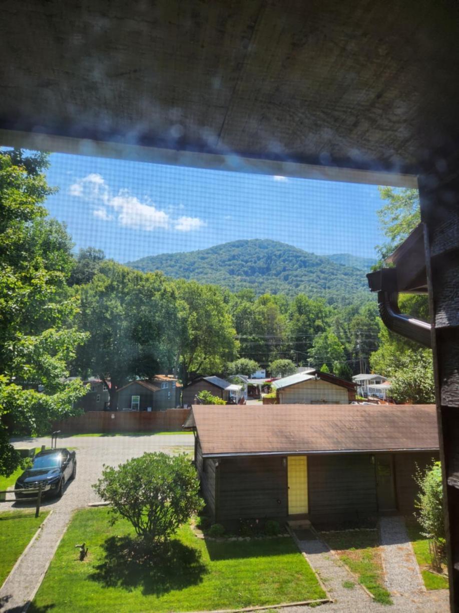 Vila J.Creek Retreat, Creekside Townhouse +1 Car Garage Maggie Valley Exteriér fotografie